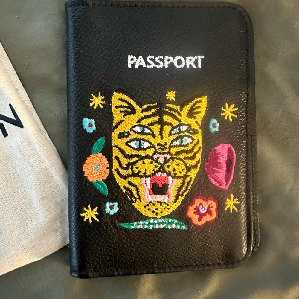 Min & Mon Black Passport Holder with Tiger Design